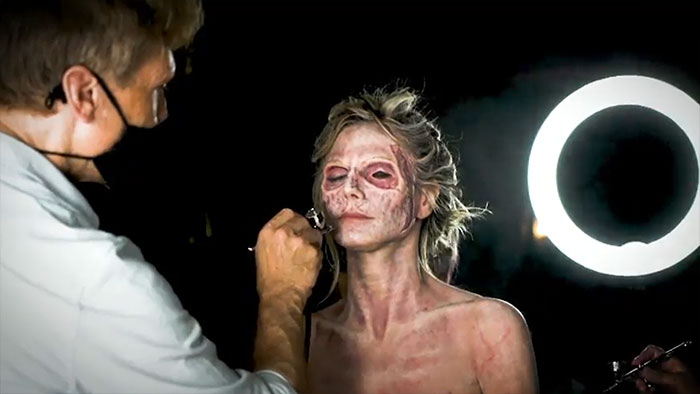 Heidi Klum Reveals This Year&rsquo;s Costume, Proves She&rsquo;s The Queen Of Halloween Once More