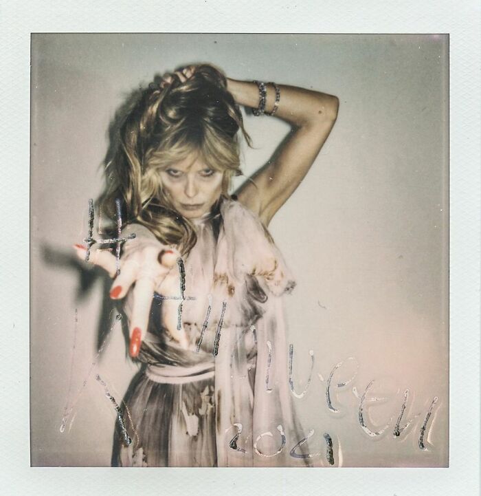 Heidi Klum Reveals This Year&rsquo;s Costume, Proves She&rsquo;s The Queen Of Halloween Once More