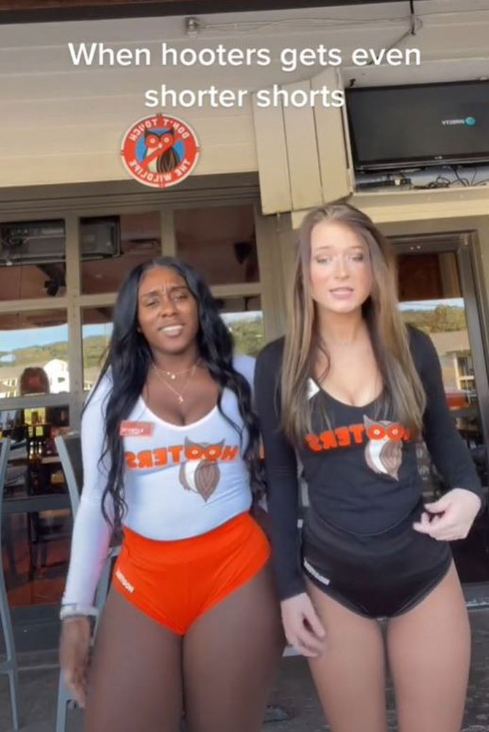 Hooters Backtracks After Employees Go Viral For Complaining About &lsquo;Disturbing&rsquo; And &lsquo;Sexist&rsquo; New Uniforms