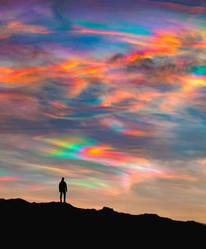 Polar Stratospheric Clouds Over Iceland A Few Days Ago