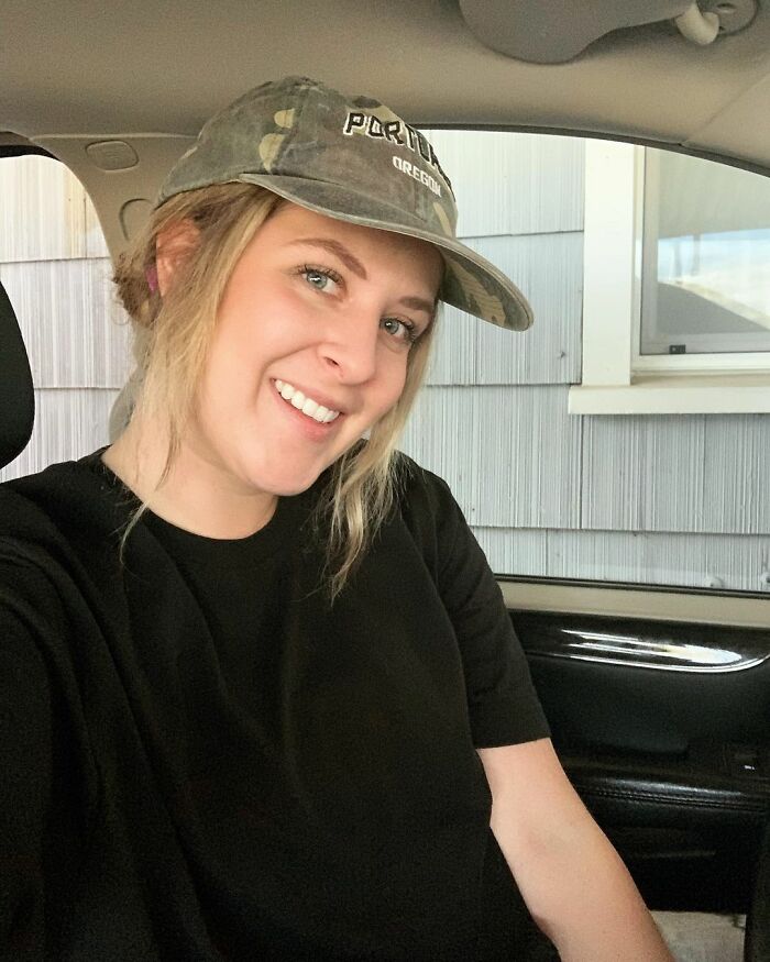 Dad Comes Back From Prison After 22 Years And Goes Viral After Daughter Does A Happy Dance With Him For A TikTok