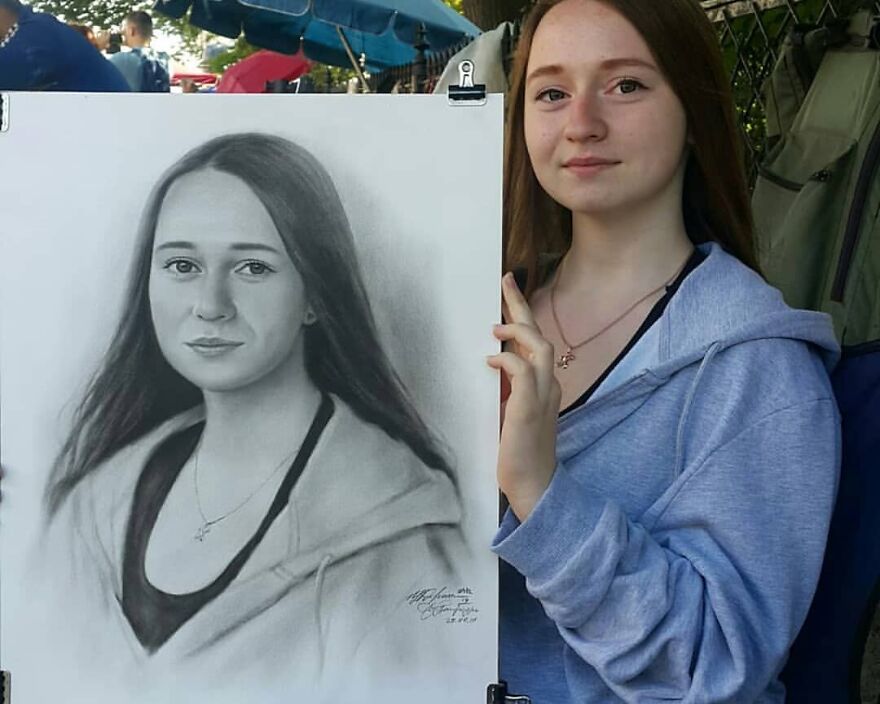 Russian Street Artist Draws Amazing Lifelike Portraits In Less Than An Hour(112 New Pics)