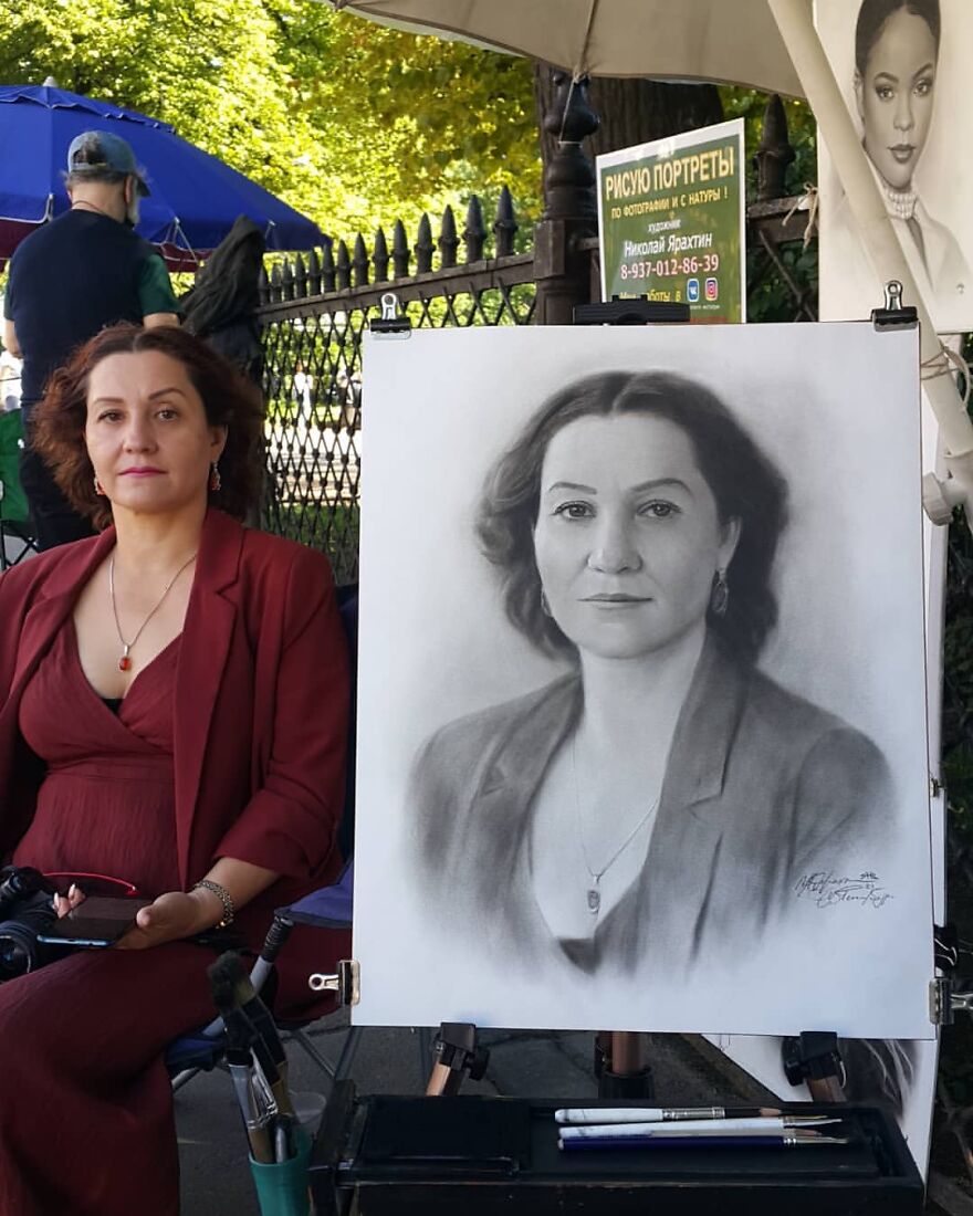 Russian Street Artist Draws Amazing Lifelike Portraits In Less Than An Hour(112 New Pics)