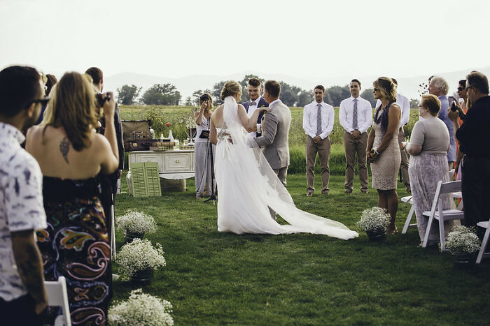 "Do Not Speed Read This": Bride Refuses To Invite Autistic Sister To Her Wedding As She Can't Comprehend Boundaries