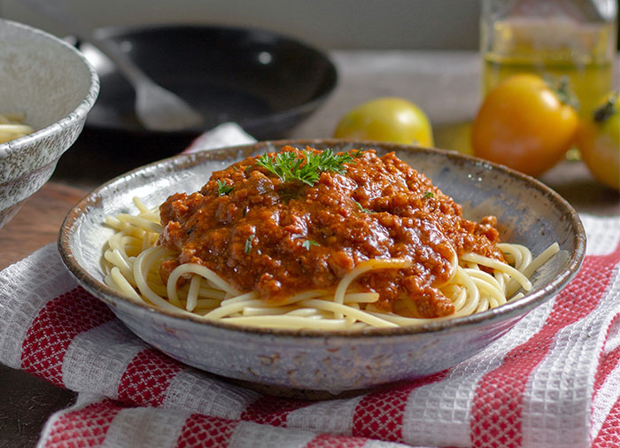 "In The US, It's Macaroni And Pizza": American Asks What Little Picky-Eaters Around The World Eat (30 Posts)