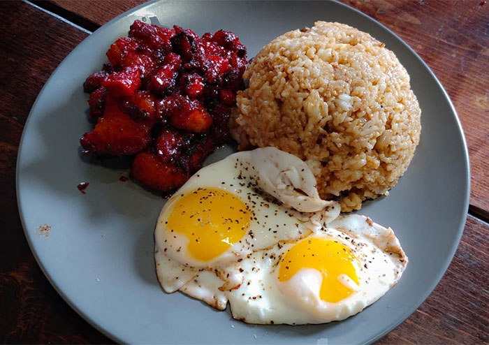 "In The US, It's Macaroni And Pizza": American Asks What Little Picky-Eaters Around The World Eat (30 Posts)