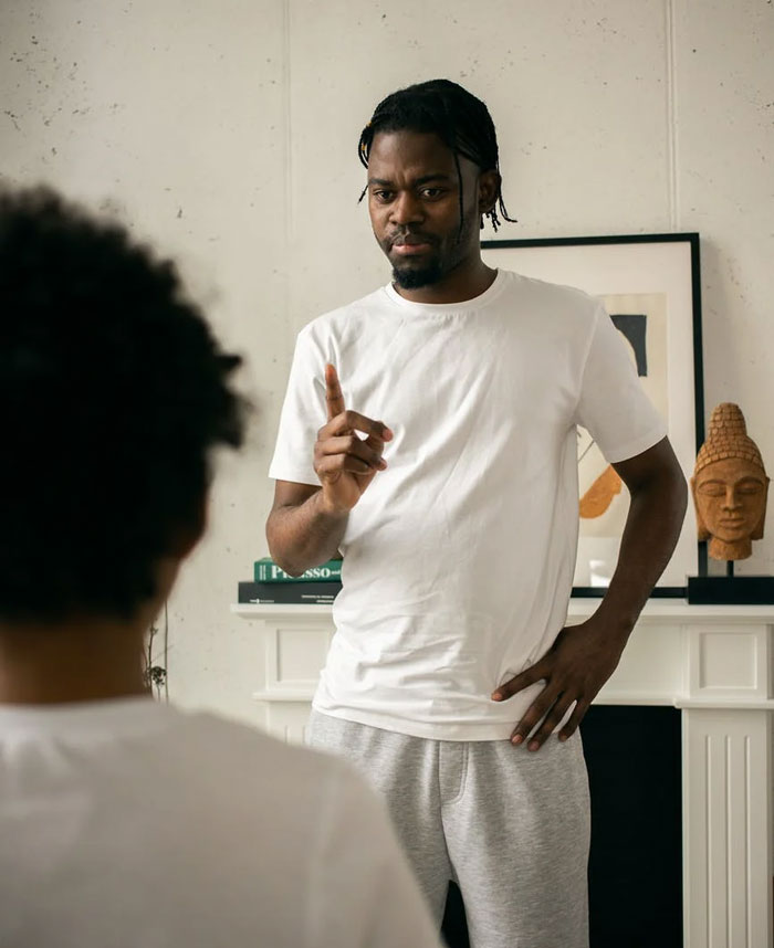 30 People Share "Seemingly Harmless" Things Parents Do To Their Kids That Can Actually Have Serious Consequences