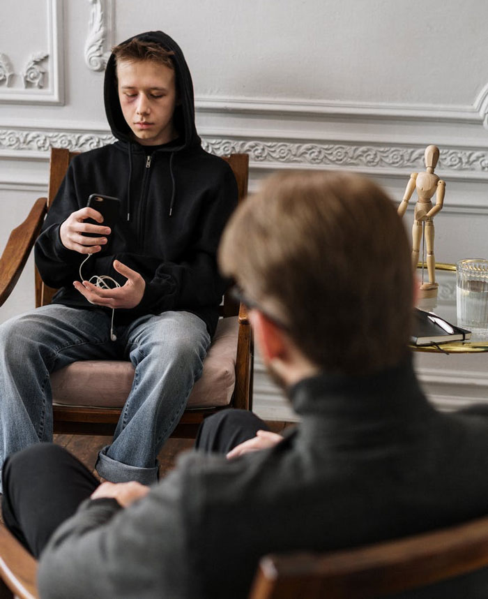 20 Personas comparten cosas "aparentemente inofensivas" que los padres hacen a sus hijos y que en realidad pueden tener graves consecuencias