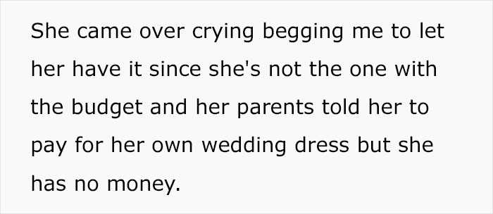 Woman Gets Disinvited From A Wedding So She Takes Back Her Wedding Dress That She Promised To Lend To The Bride, The Bride Makes A Scene Woman Gets Disinvited From A Wedding So She Takes Back Her Wedding Dress That She Promised To Lend To The Bride, The Bride Makes A Scene