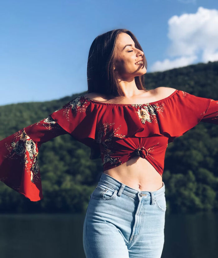 People Share 40 Stupid Questions They Got Asked For Real That Made Them Facepalm