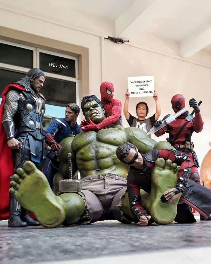 Superheroes-Photograph-Funny-Instagram