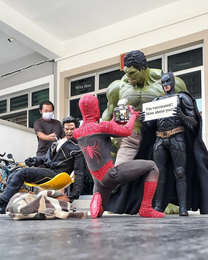 Superheroes-Photograph-Funny-Instagram