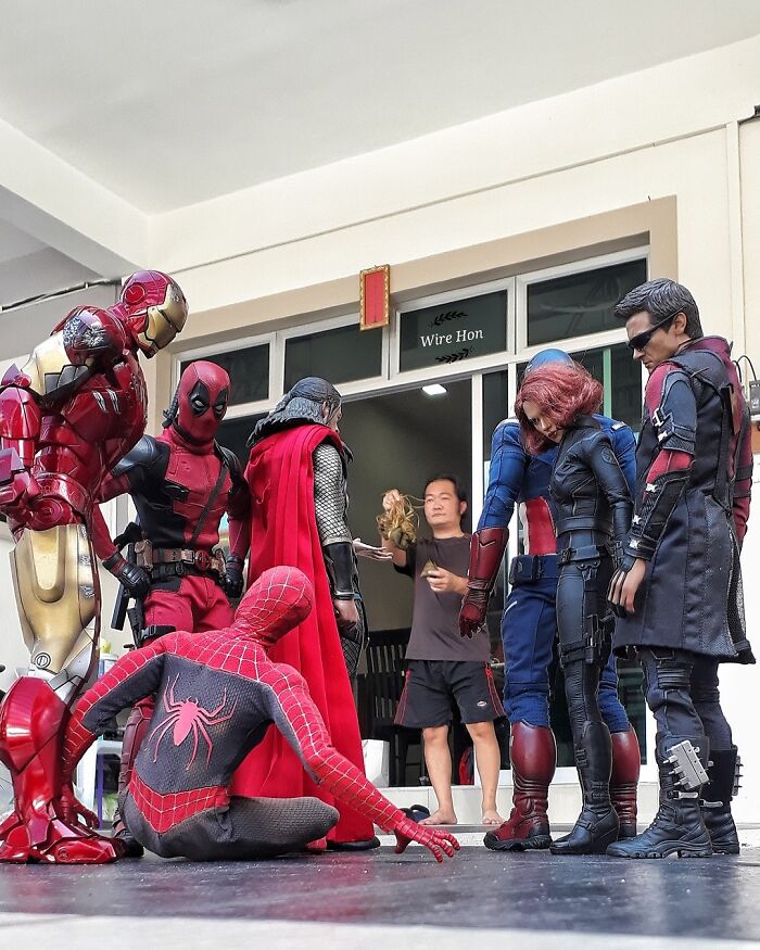 Superheroes-Photograph-Funny-Instagram