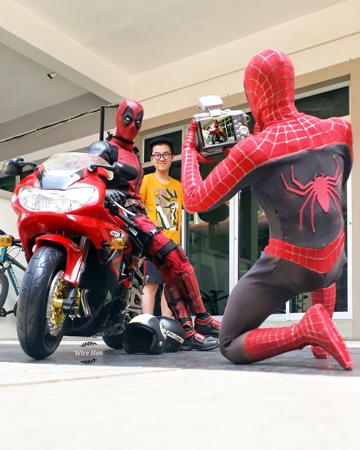 Superheroes-Photograph-Funny-Instagram