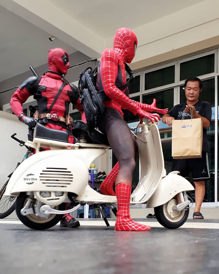 Superheroes-Photograph-Funny-Instagram