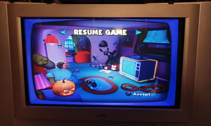 Until Today I Actually Realised That The Simpsons Hit And Run Knows When It's Halloween And Changes The Start Screen