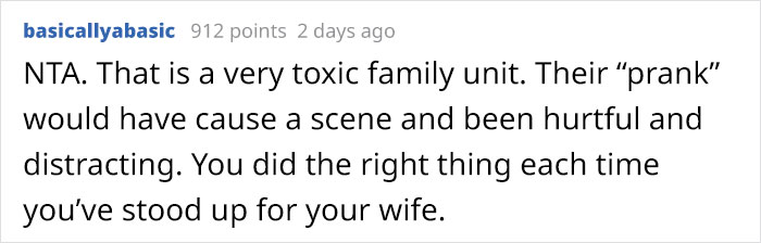 Man Asks If He Was Wrong To Kick Out All The Women In His Family After They Showed Up To His Wedding Wearing White For A Twisted ‘Ultimate Test’ Man Asks If He Was Wrong To Kick Out All The Women In His Family After They Showed Up To His Wedding Wearing White For A Twisted ‘Ultimate Test’