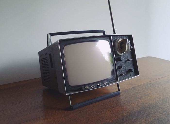 30 Babysitters Spill The Tea About The Weirdest Rules They Had To Follow