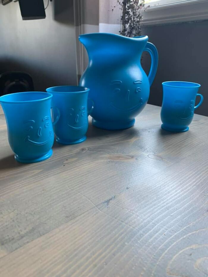 I Wasn’t Ready For The Memories When My Mom Found This In Her Basement The Other Day. I Loved This Set And It’s Now Mine!!!