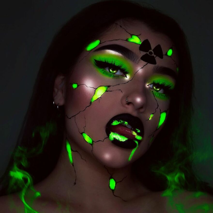 I Use Makeup, UV Paint And Light To Create Glow-In-The-Dark Looks (20 Pics)
