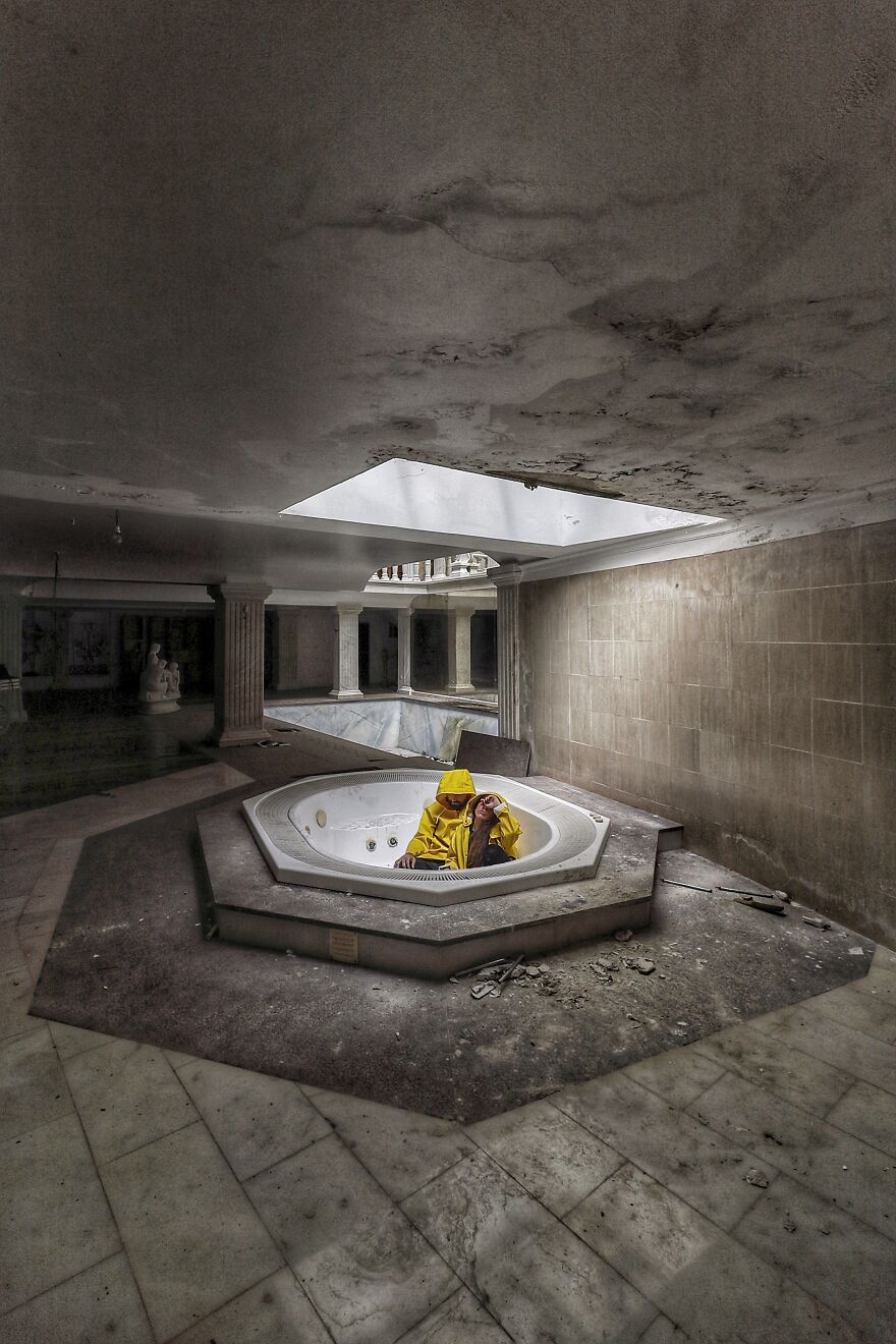 The Yellow Jackets Found The Abandoned Disney Castle