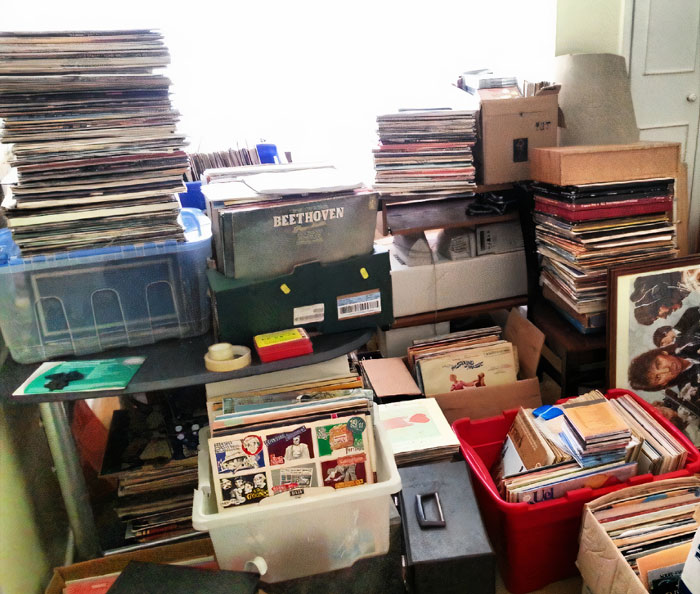 30 Folks In This Online Group Share How Their "Neighbors From Hell" Earned Their Name