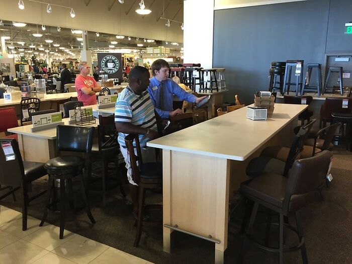 30 Instances When Folks In This Online Group Were So Fed Up, They Quit Their Job On The Spot