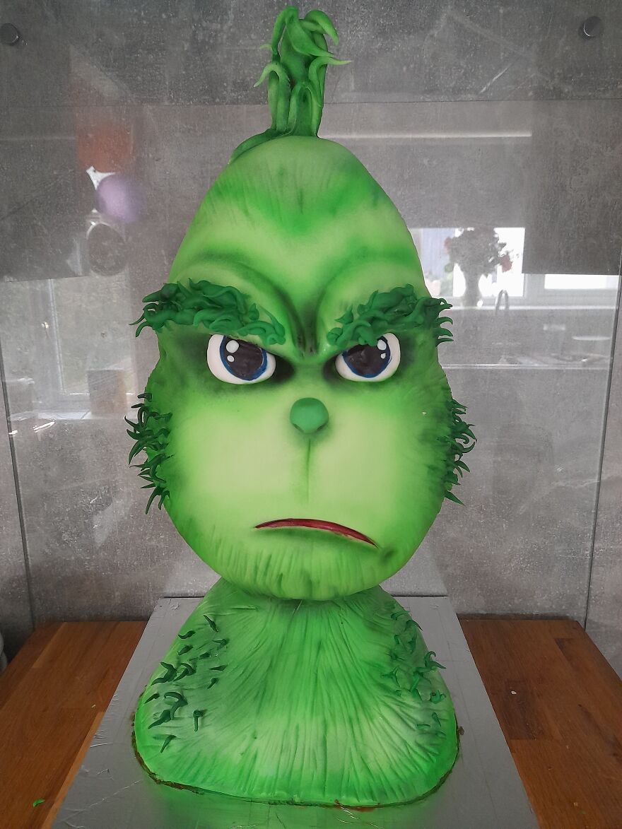 Resting Grinch Face Cakeee
