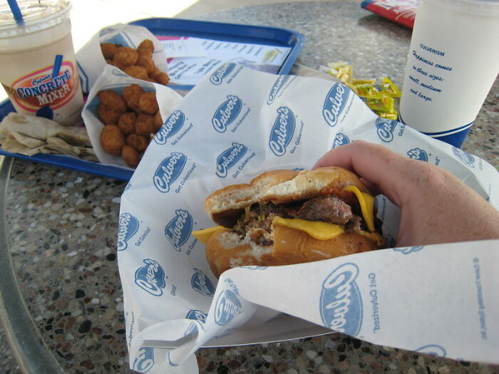 30 Dishes People Should Stop Ordering As Revealed By Fast Food Workers Online