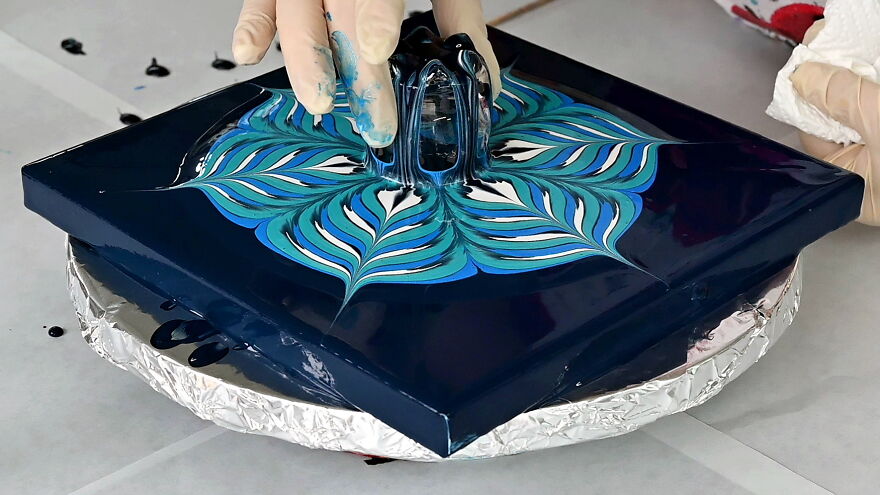 Painting With Glass, Paint, Napkin And Balloon ~ Easy Flower Painting