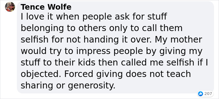 Childless Woman Refuses To Give 6 Of Her Paid Vacation Days To A Coworker With Three Kids, Office Drama Ensues