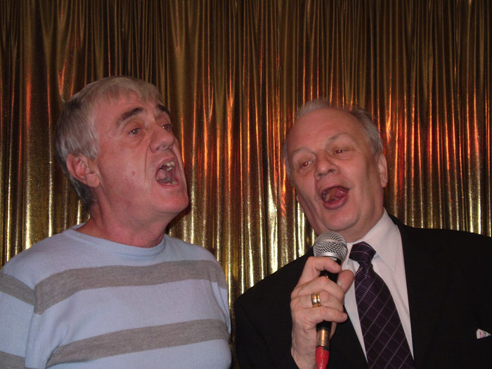 29 Popular Things That Everyone Pretends To Enjoy, As Shared By People In This Online Group