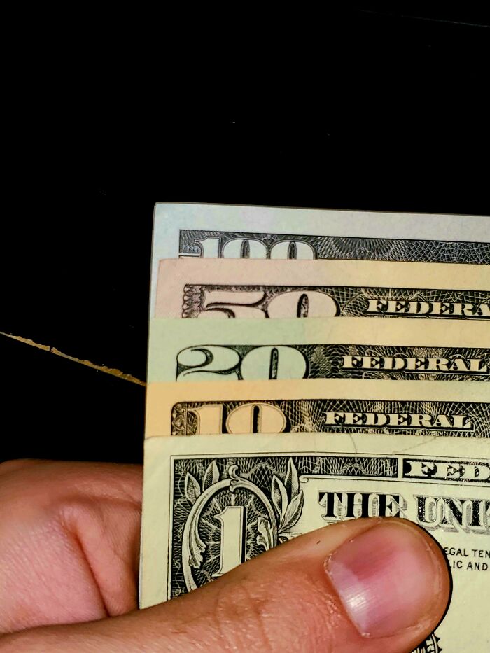 Us Bank Notes Are Actually Slightly Color Coded. I Boosted The Saturation In The Pic