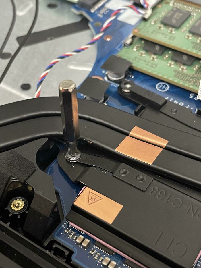 Stripped Screw. Last Ditch Effort With Jb Weld. Will Try It Again Tomorrow, Wish Me Luck! Will Update If It Ends A Disaster