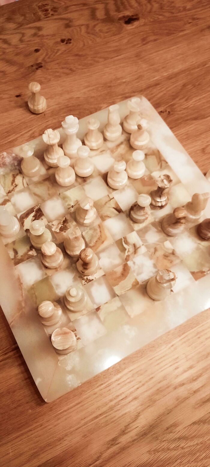 Tuvimos que dejar de jugar porque nos confundíamos de piezas todo el rato