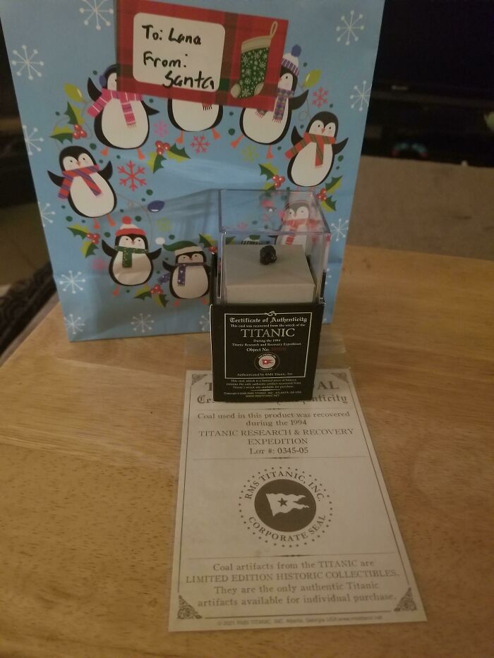 My Boyfriend Told Me I Was Getting Coal For Christmas. I Did