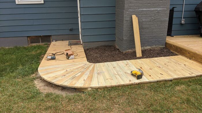 After Some Very Appreciated Angle Math From Another Redditer I Final Finished The Curved Path!