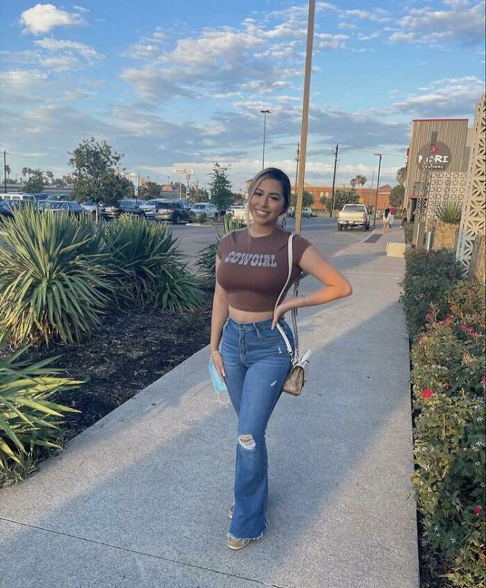 And She Would Have Gotten Away With It Too, If It Weren’t For Those Meddling Straps!