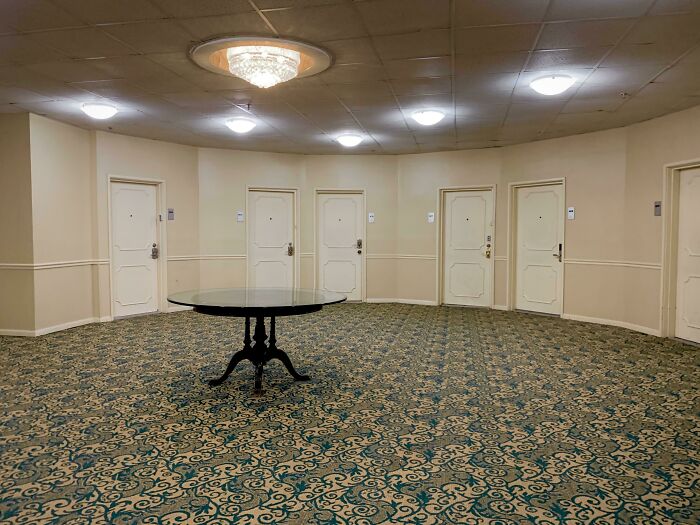 I Can't Remember Which Door Is Mine, Guess I'll Have To Try Them All