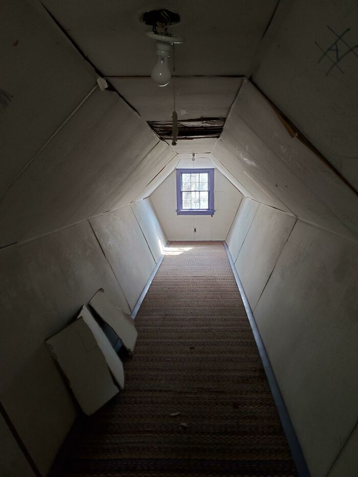 Ático de una casa abandonada