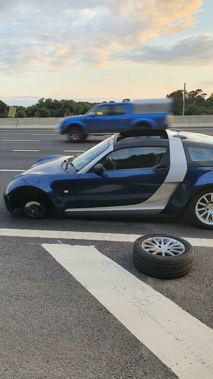 Cs "Mystery Rumbling Noise For The Last Hour Then The Wheel Came Off". Customer Is Me, Never Letting Someone Else Do Up My Wheel Bolts Again