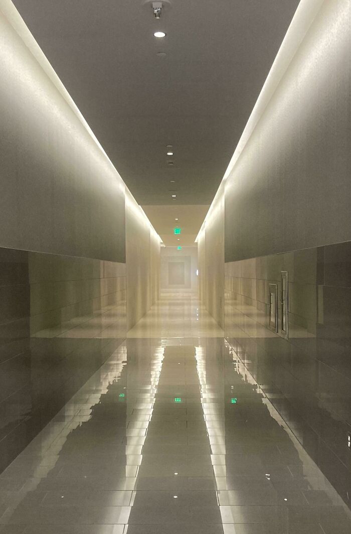 Empty Hallway In The Mall Of America