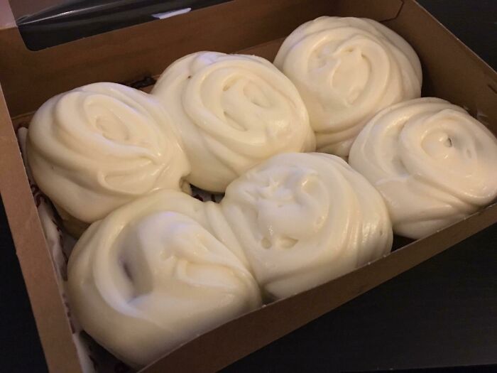 I Asked For Lots And Lots Of Cream Cheese Icing On My Cinnamon Buns