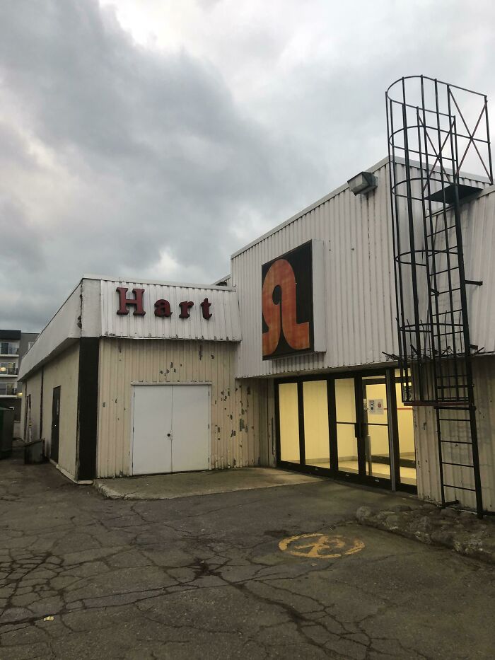 The Entrance To A Shopping Mall That Is Still Alive And Well, Despite The Visual Evidence To The Contrary
