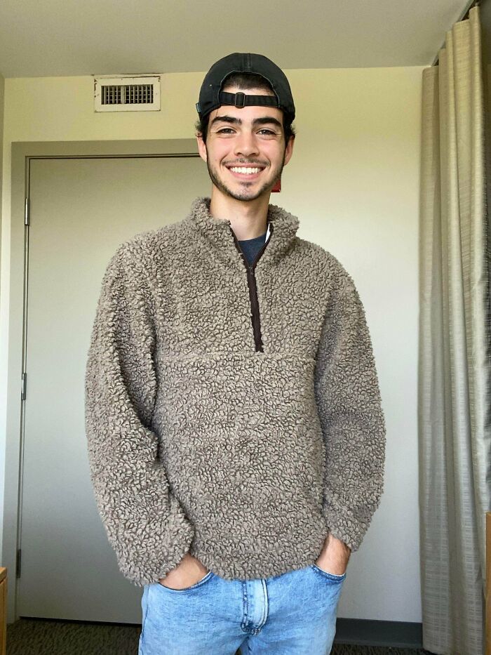 I Made This Sweatshirt Out Of A Blanket I Got At My Local Thrift Store And It’s Probably My Favorite Thing I’ve Made So Far