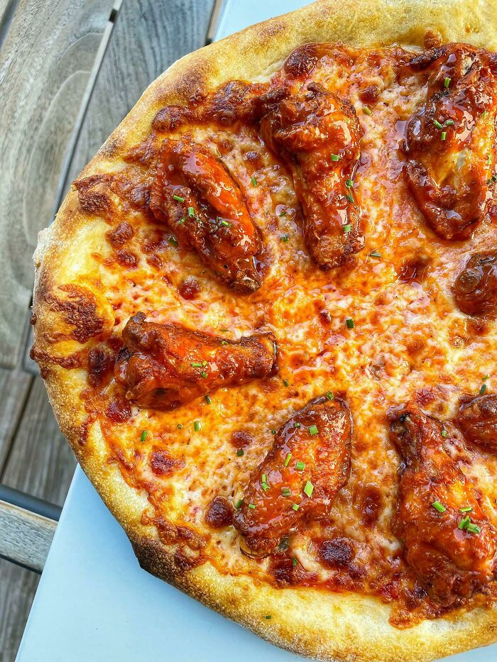 Bone In Buffalo Wing Pizza