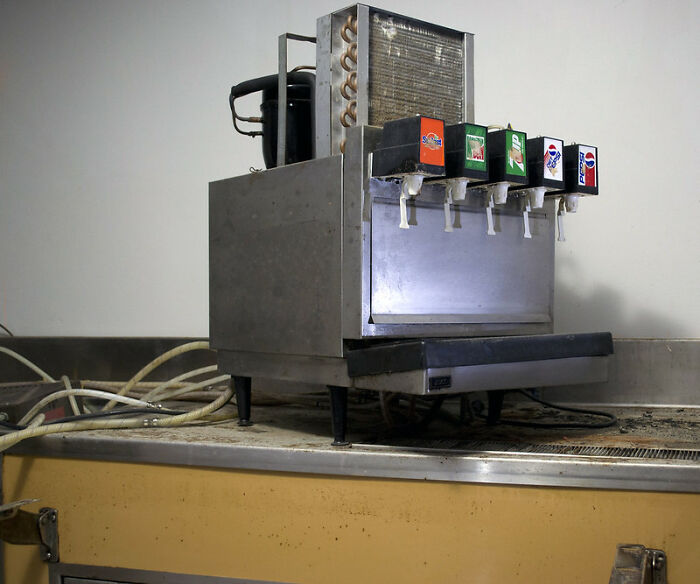 30 Dishes People Should Stop Ordering As Revealed By Fast Food Workers Online