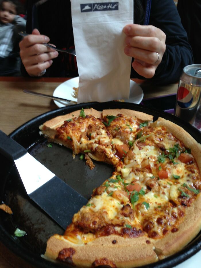 30 Dishes People Should Stop Ordering As Revealed By Fast Food Workers Online