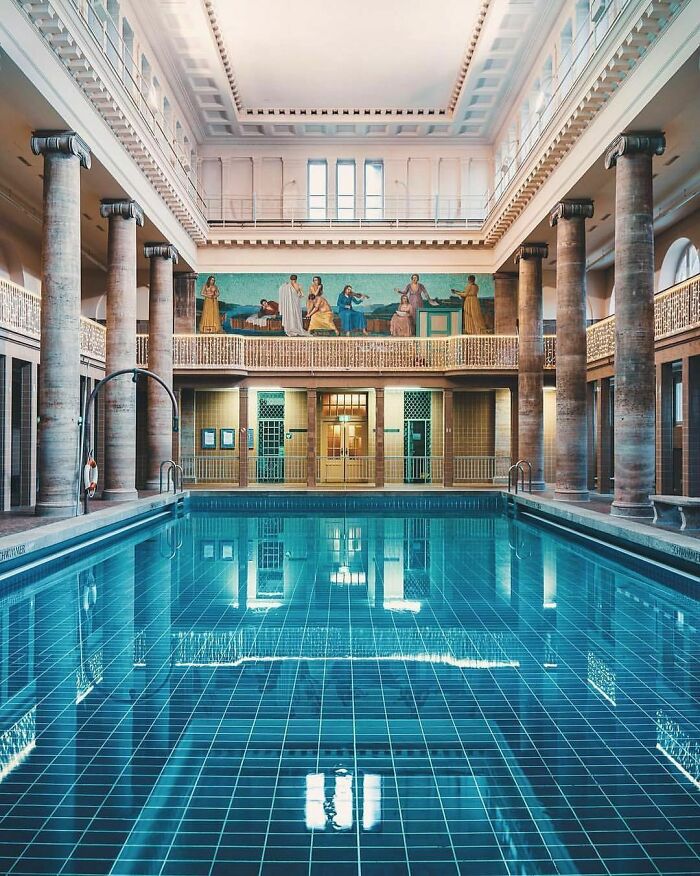 Stadtbad Neuk​ö​lln | Berlin, Germany | C. 1912