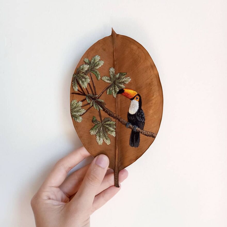 Brazilian Artist Conquers The Internet Making Embroidery On Tree Leaves
